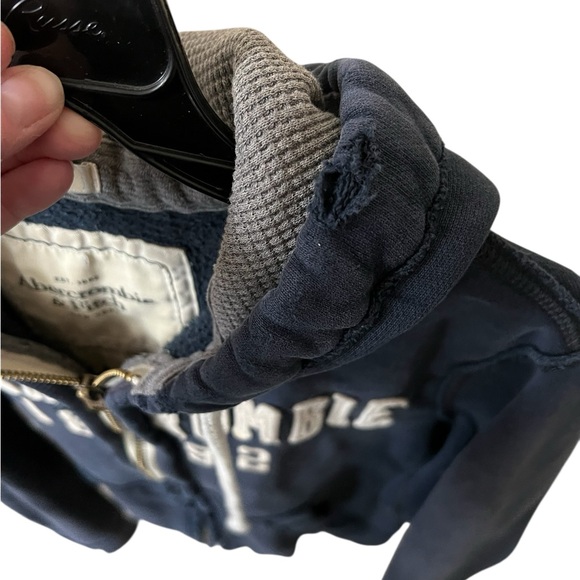 Abercrombie & Fitch vintage distressed logo zip up muscle hoodie sweatshirt Y2K - Picture 7 of 13
